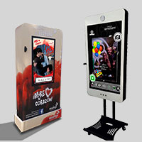 renta de totems para activaciones con pantallas touch